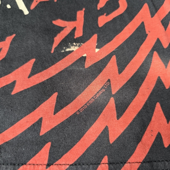 KISS Rock And Roll Over Short Sleeved Cut Out Back/Sleeves Shirt Womens Small - Picture 6 of 13